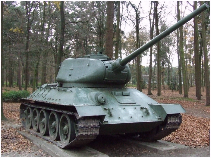 Overloon War Museum, Schwerer Gustav, Rebla